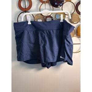 Women’s Nike board swim shorts size xxl (not 2x) navy blue